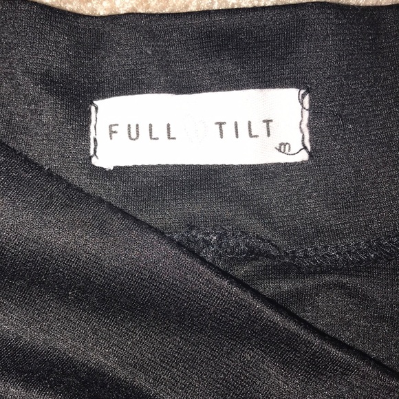 Size S, Black skater skirt - Picture 2 of 2